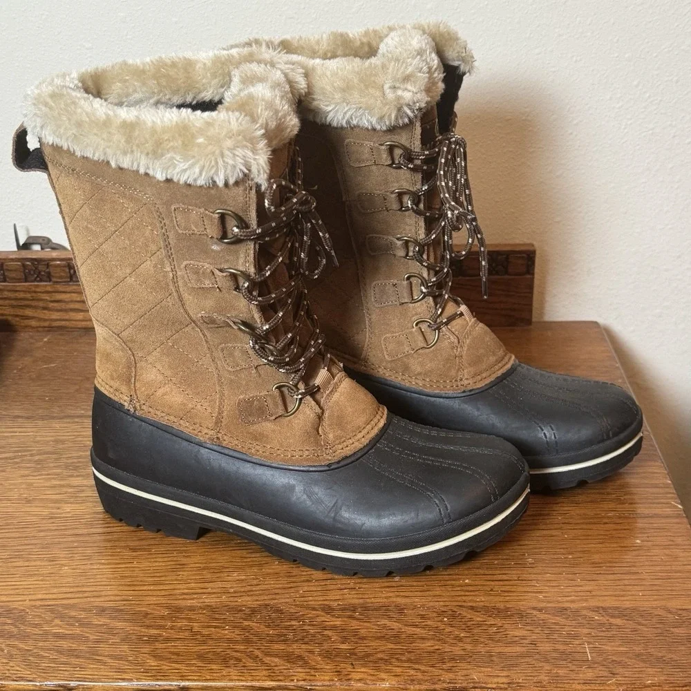 Women's Magellan Size 9B Winter Snow Boots Suede Leather  3M Thinsulate